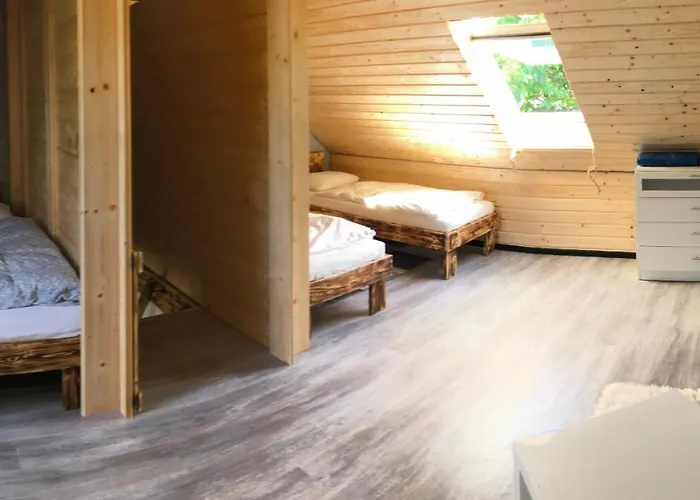 W Karkonoszach Pod Zamkiem Chojnik